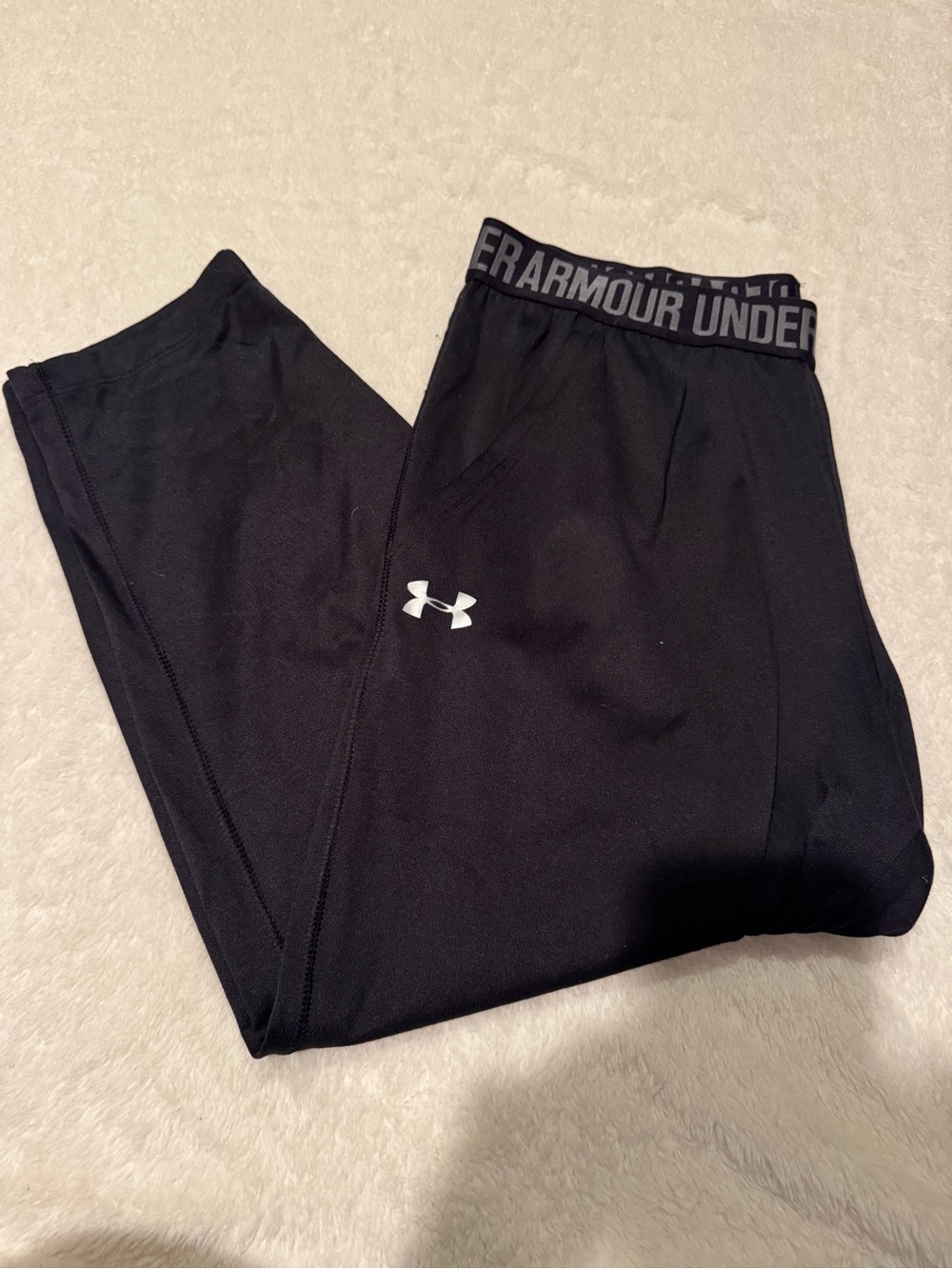 Under Armour Black Capri Pants